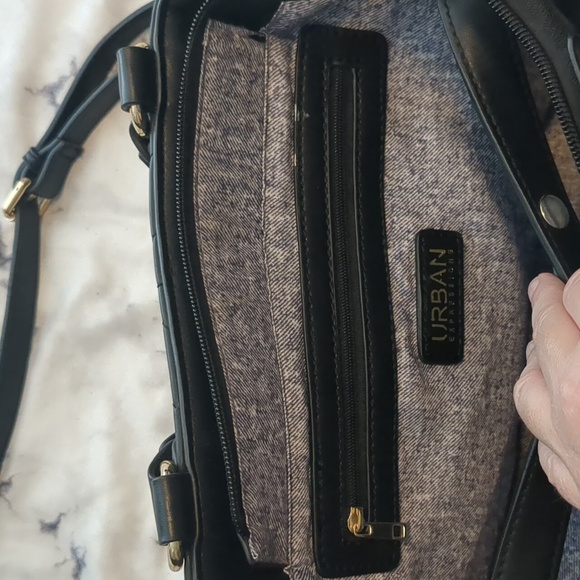 Urban Expressions quilted large shoulder bag - Picture 7 of 10